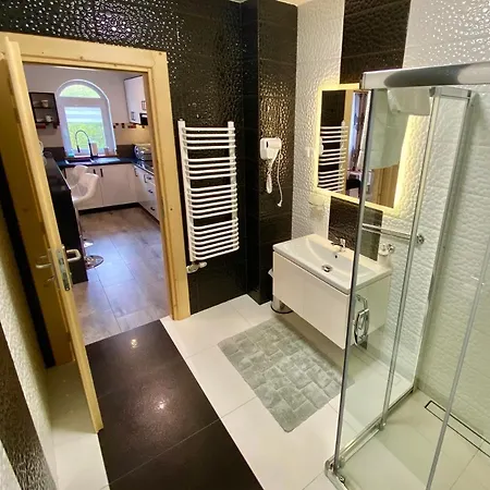 Na Przelaj - Lux - Zewnetrzna Sauna Finska I Zewnetrzne Gorace Jacuzzi - Caly Rok! * Poronin