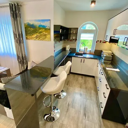 Apartment Na Przelaj - Lux - Zewnetrzna Sauna Finska I Zewnetrzne Gorace Jacuzzi - Caly Rok! Poronin